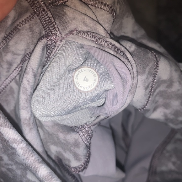 Lululemon Wunder Under 25” - Picture 3 of 3